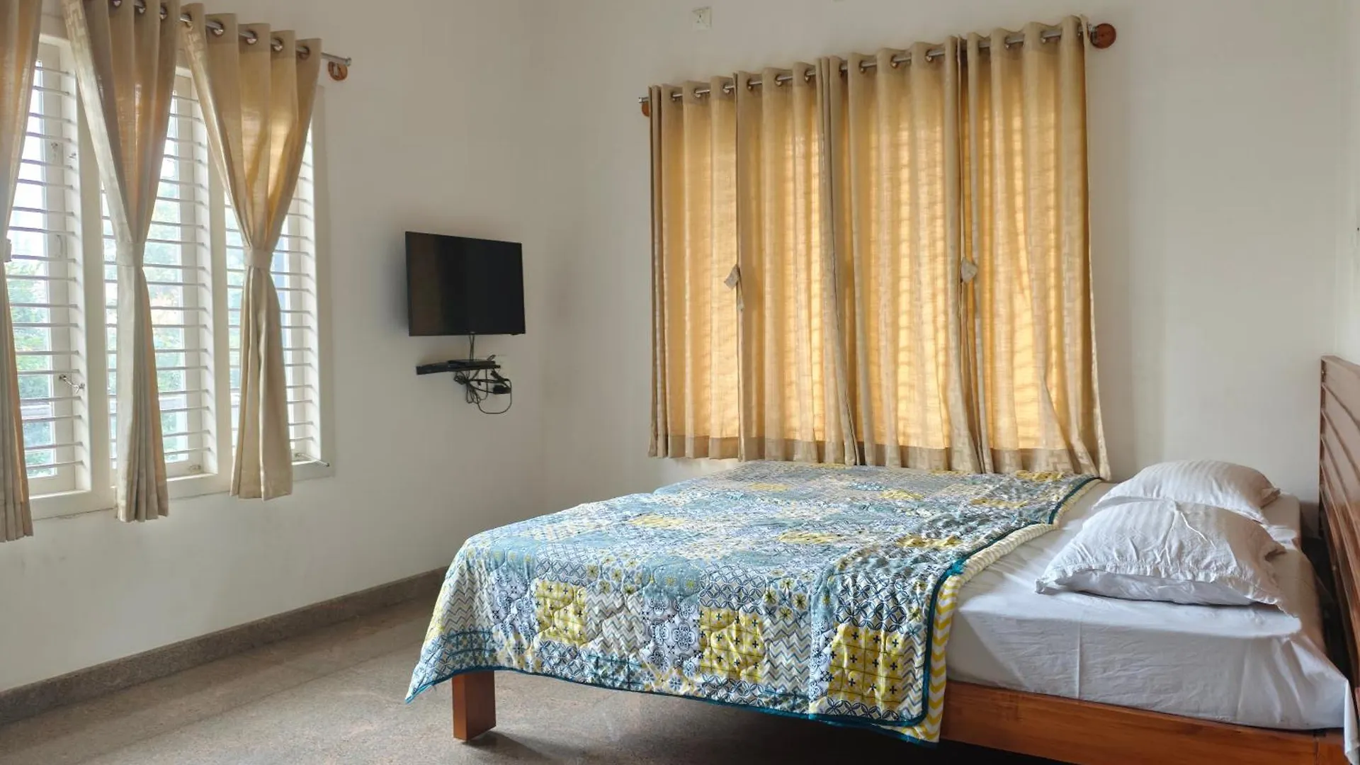 Aashraya Home Stay Mysore Homestay