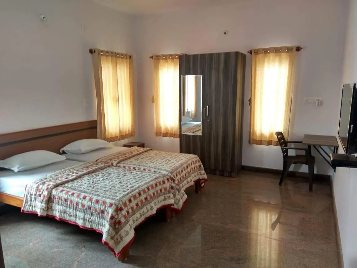 Homestay Aashraya Home Stay Mysore